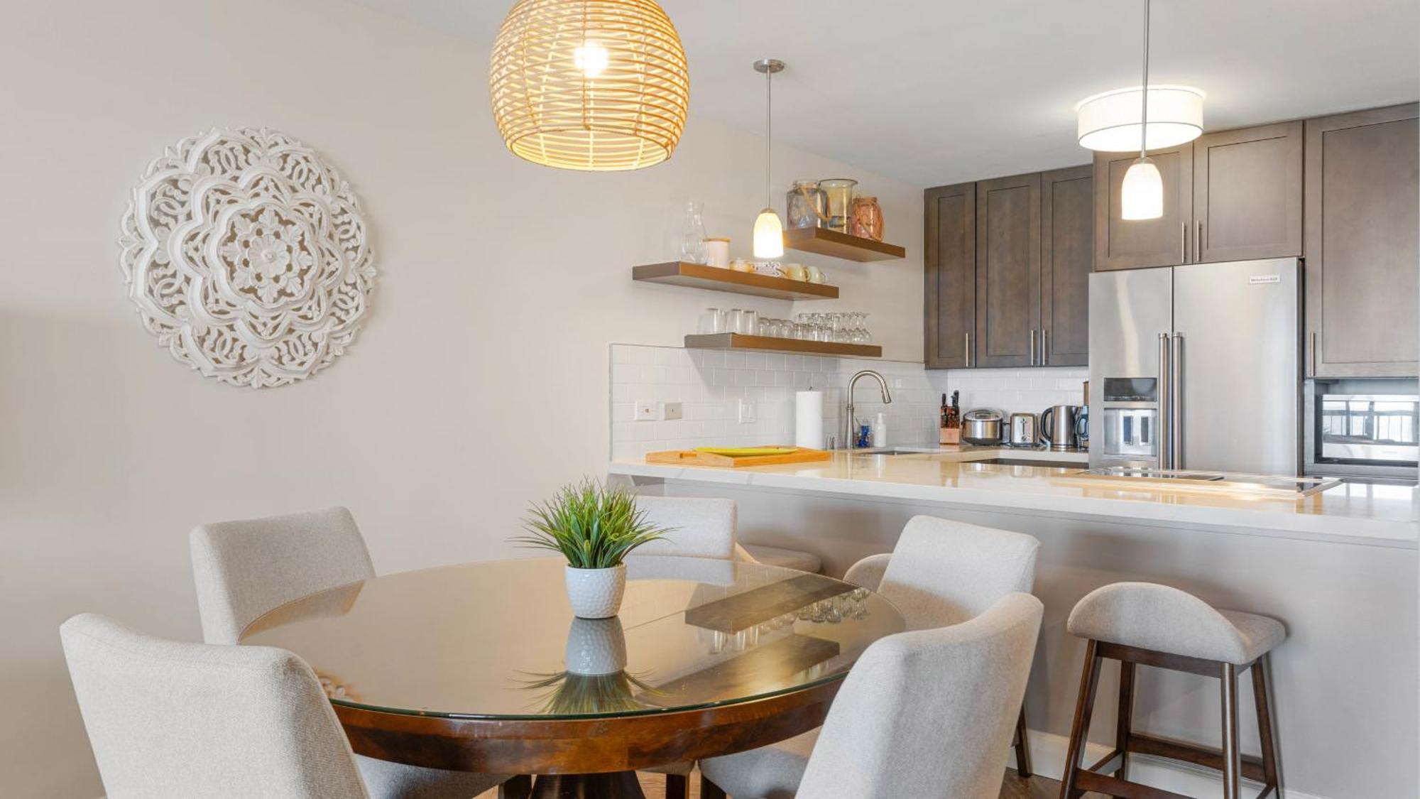Luxury Oceanfront 2 Bedroom Apartment At Waikiki Beach Tower โฮโนลูลู ภายนอก รูปภาพ
