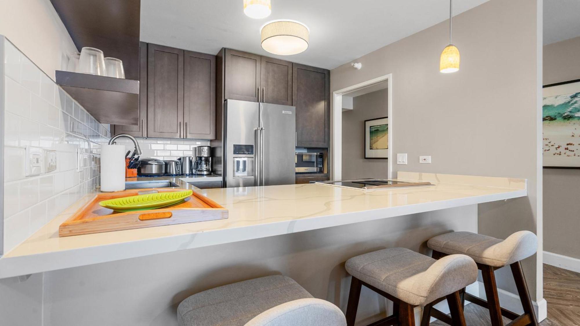 Luxury Oceanfront 2 Bedroom Apartment At Waikiki Beach Tower โฮโนลูลู ภายนอก รูปภาพ