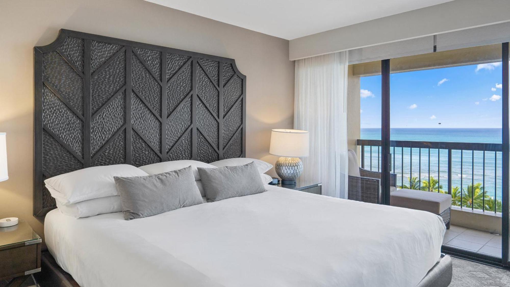 Luxury Oceanfront 2 Bedroom Apartment At Waikiki Beach Tower โฮโนลูลู ภายนอก รูปภาพ